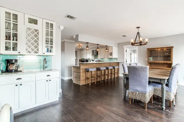 $599,000 | 412 Deer Point Drive, Gulf Breeze, FL 32561