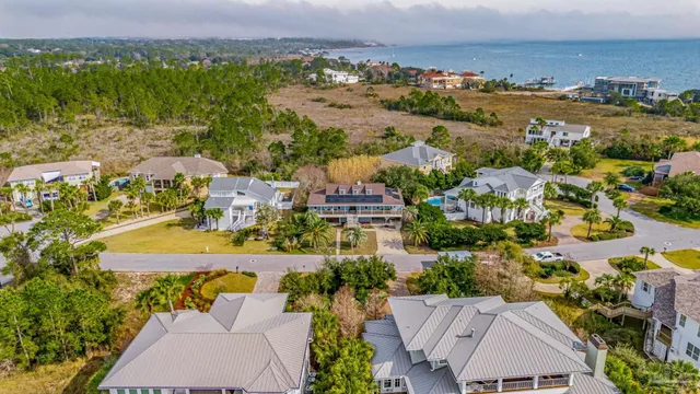 $599,000 | 412 Deer Point Drive, Gulf Breeze, FL 32561