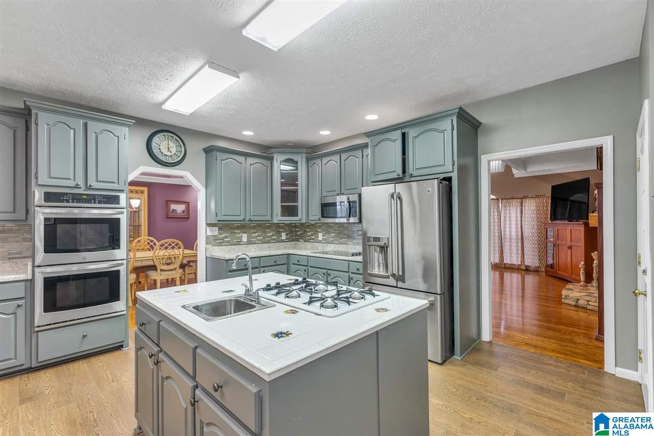 75 Chestnut Lane Hayden, AL 35079 - Photo 7 of 35