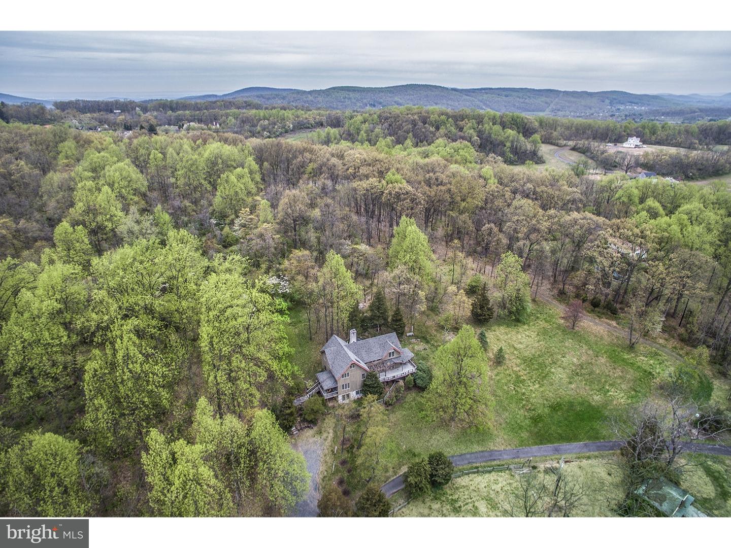 1609 Peppermint Road Coopersburg, PA 18036 - Photo 4 of 25 Gallery Image 4