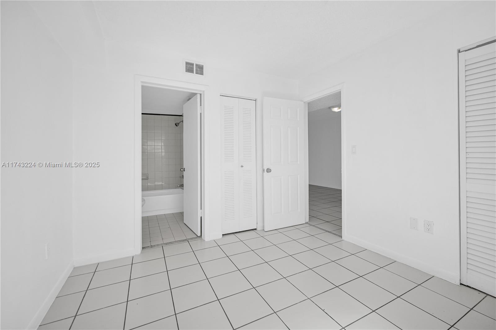 2575 Southwest 27th Avenue, Unit 508 Miami, FL 33133 - Photo 13 of 15 a view of an empty room