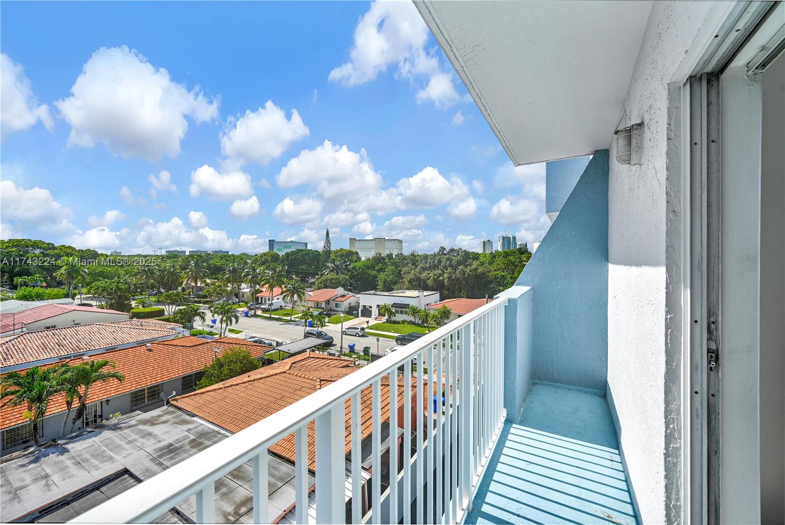 2575 Southwest 27th Avenue, Unit 508 Miami, FL 33133 - Photo 15 of 15