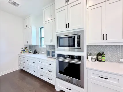 $869,900 | 113 Low River Lane, Georgetown, TX 78628