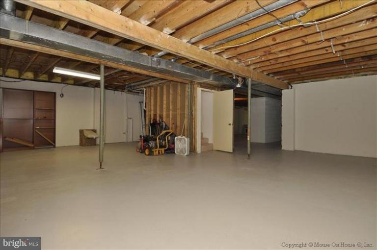 4810 Damascus Road Laytonsville, MD 20882 - Photo 10 of 30 Room to expand on Lower Level