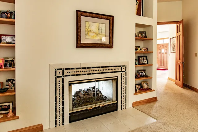 $739,000 | 827 East Lakeview Road, Hustisford, WI 53034