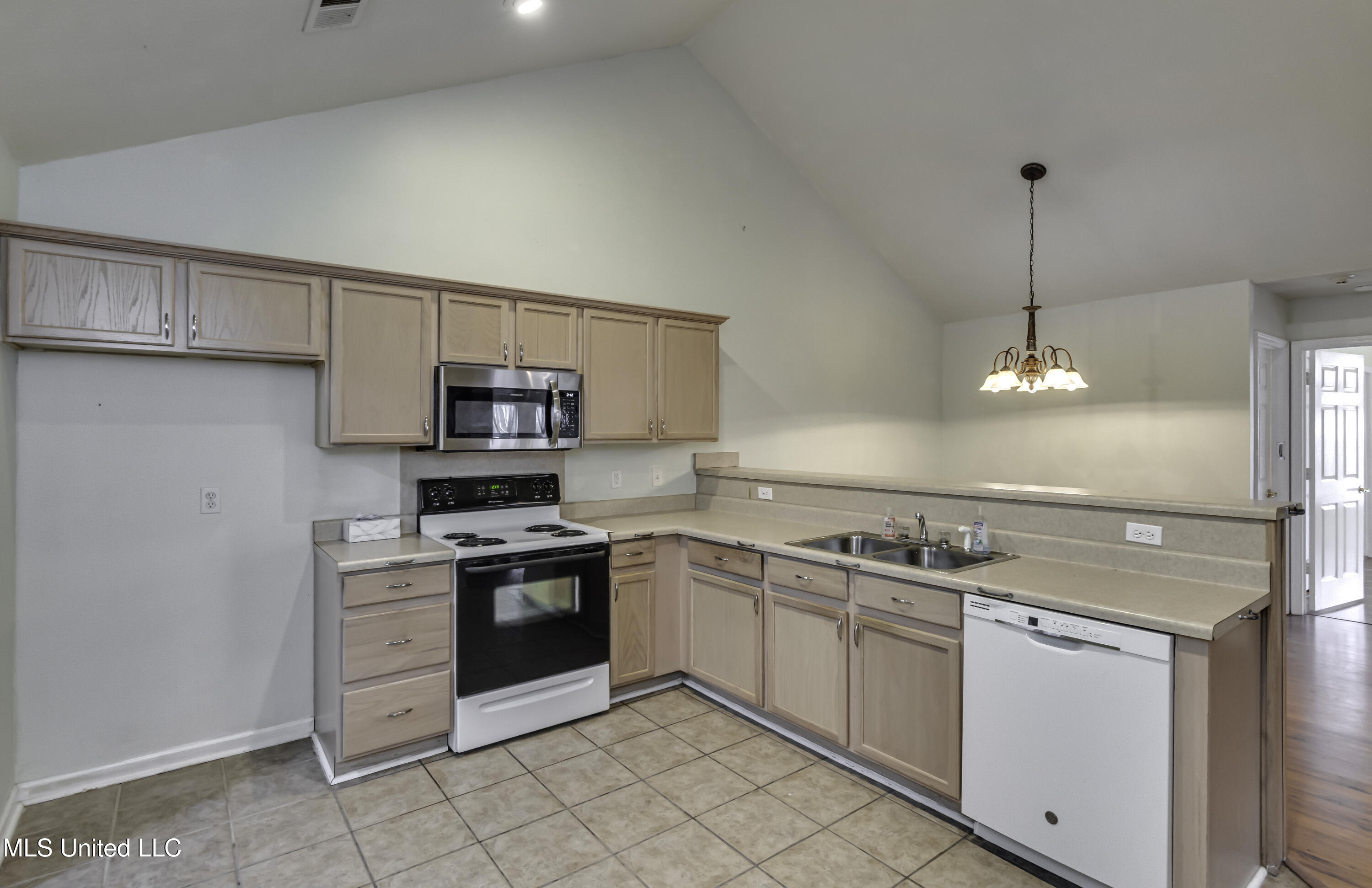 602 Charmant Place Ridgeland, MS 39157 - Photo 16 of 34 602 Charmont Place--27