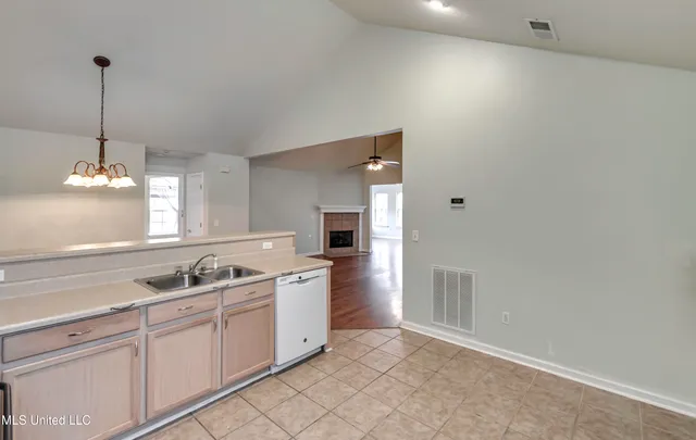 $260,000 | 602 Charmant Place, Ridgeland, MS 39157