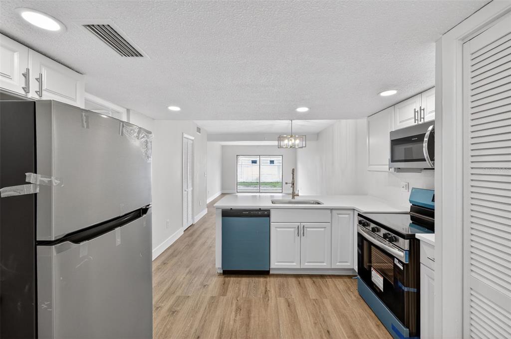 9824 Pocono Street Port Richey, FL 34668 - Photo 4 of 33