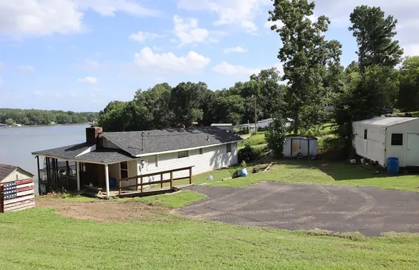 $179,000 | 1186 Virginia Circle, Waterloo, SC 29384