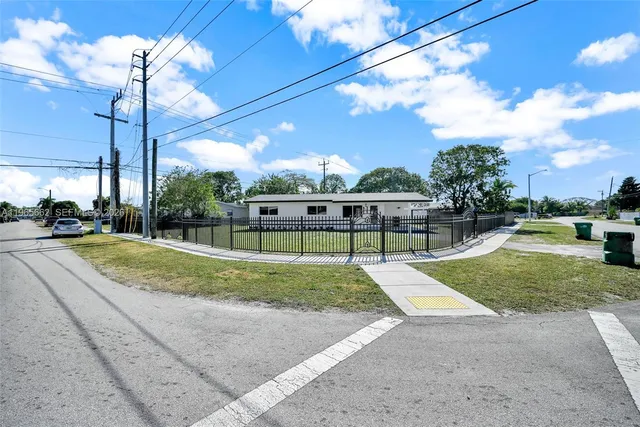 $624,900 | 1370 Northwest 173rd Terrace, Miami Gardens, FL 33169