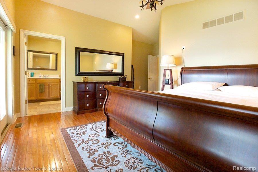 1786 South Hughes Road Brighton, MI 48114 - Photo 22 of 25 1786hughes22.jpg