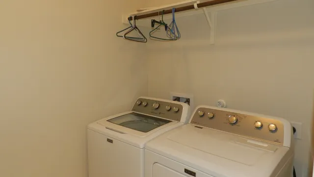 $2,200 | 12012 Reindeer Drive, Austin, TX 78754