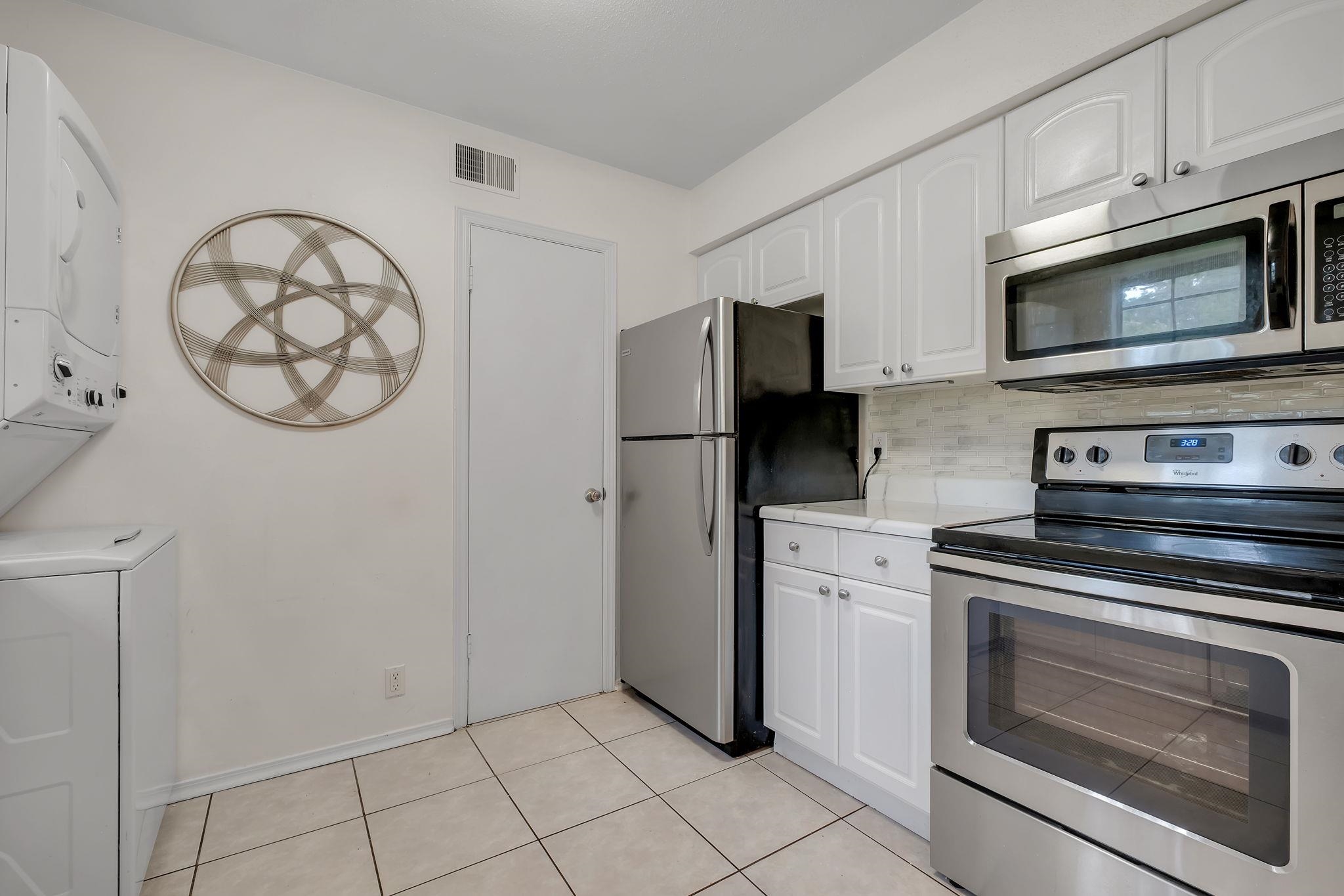 1951 North Meridian Road, Unit 84 Tallahassee, FL 32303 - Photo 12 of 28 Gallery Image 12