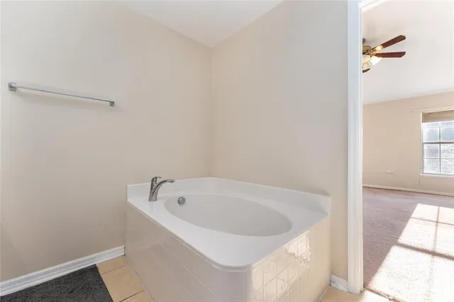 $369,999 | 2661 Northeast 42nd Road, Ocala, FL 34470