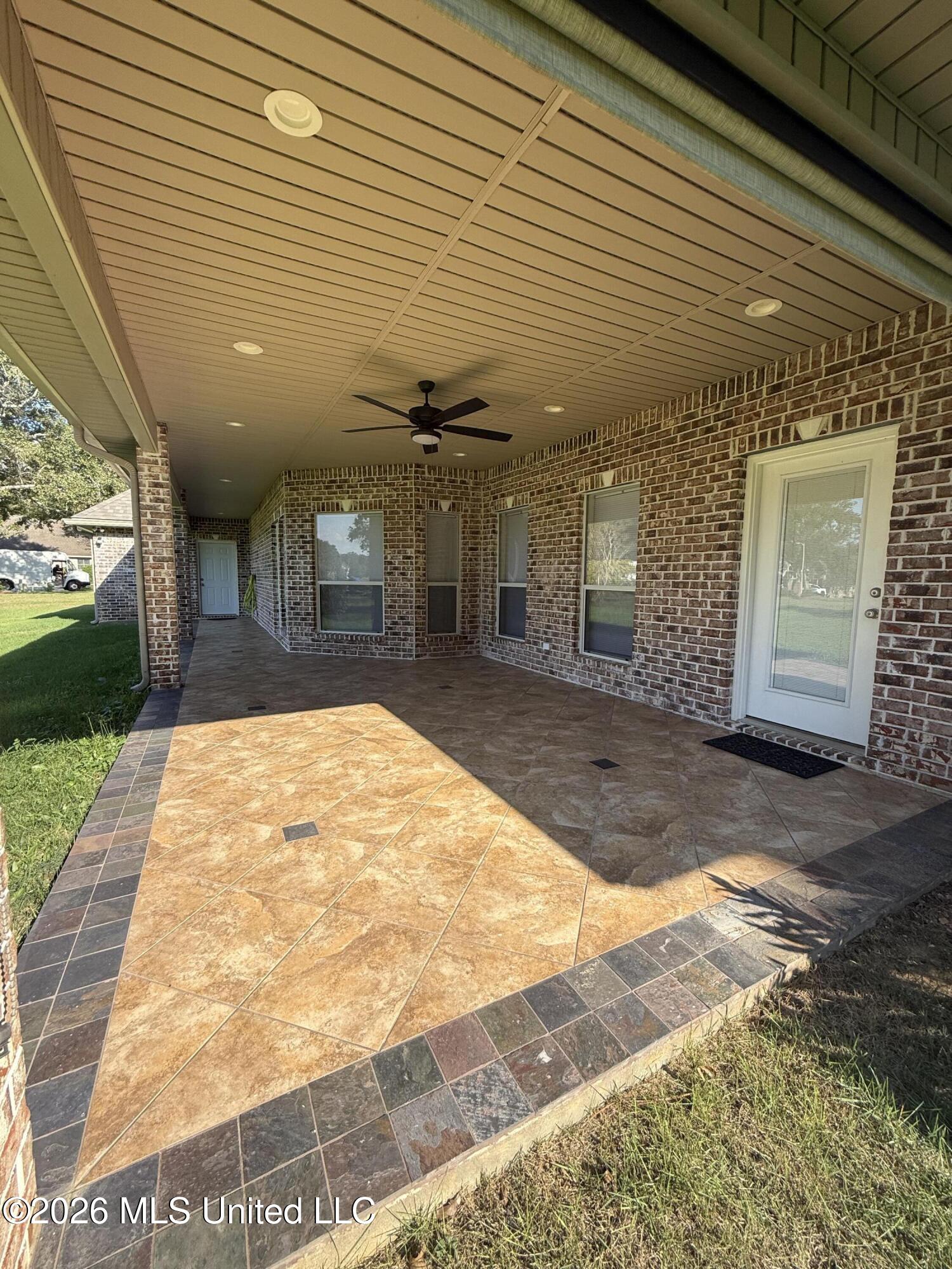 1006 The Wds Road Picayune, MS 39466 - Photo 38 of 46 34E, IMG_0378