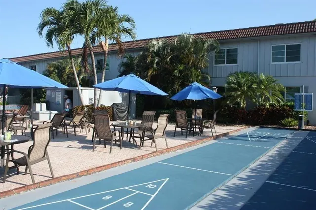 $189,000 | 649 West Oakland Park Boulevard, Unit 211A, Oakland Park, FL 33309