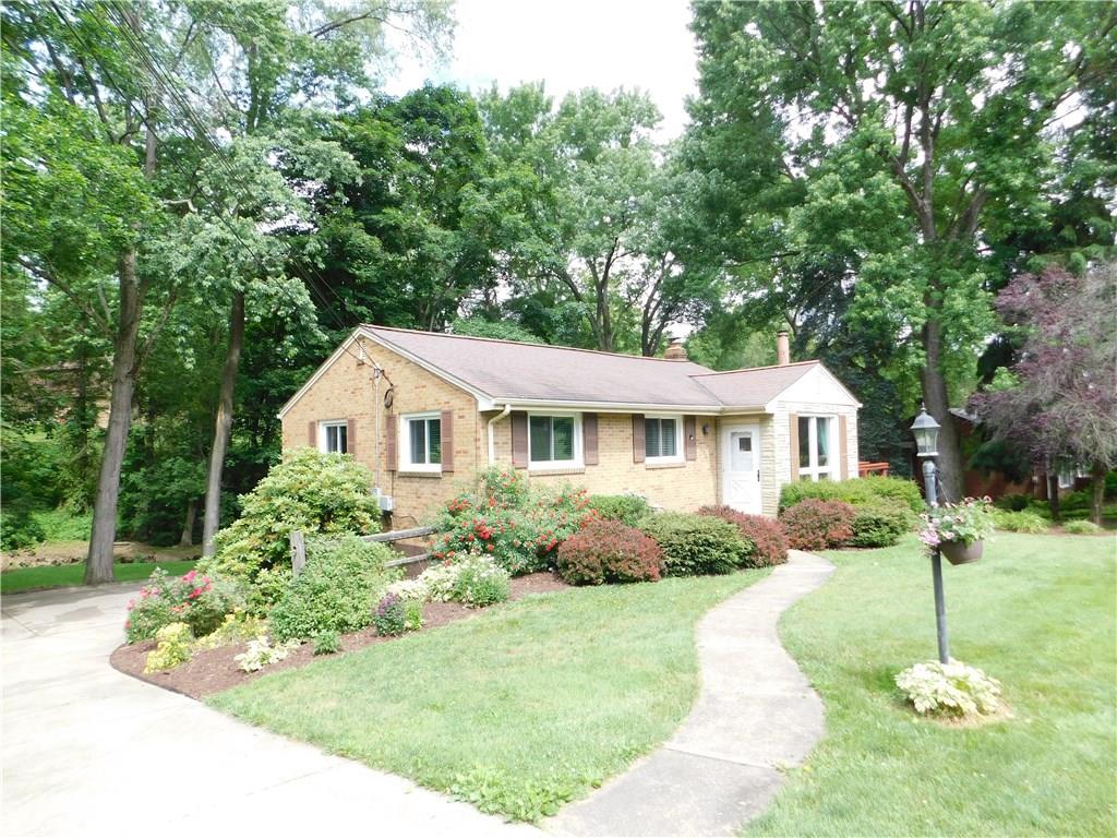 120 Thomas Road McMurray, PA 15317 - Photo 1 of 20 Welcome to 120 Thomas Road!