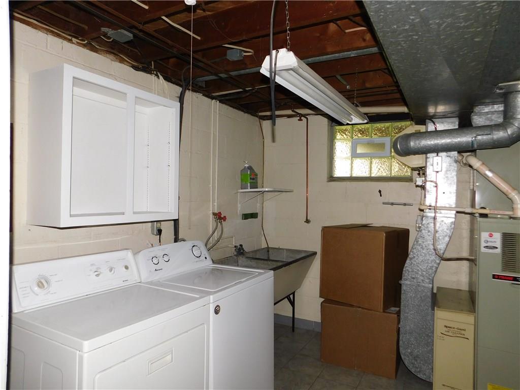 120 Thomas Road McMurray, PA 15317 - Photo 14 of 20 Laundry room.