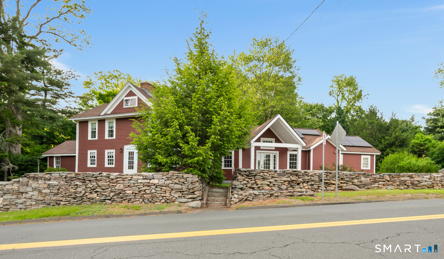 539 Hopewell Road Glastonbury, CT 06033 - Photo 1 of 38