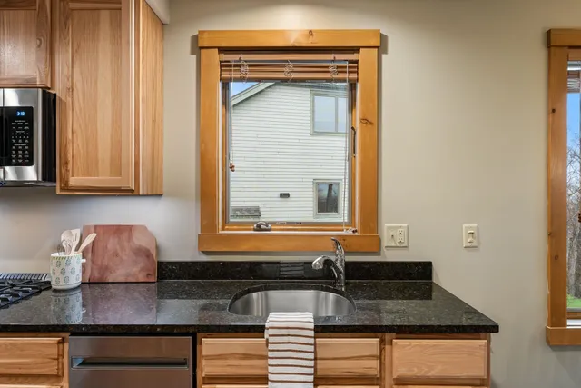 $495,000 | 196 Stateside Road, Unit 4782, Jay, VT 05859