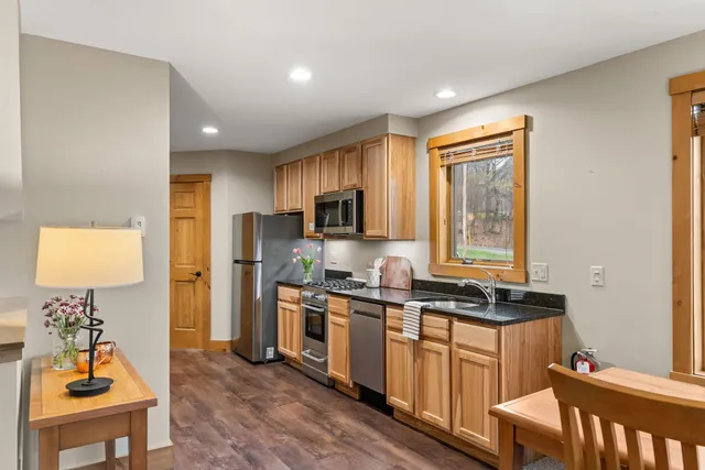 $495,000 | 196 Stateside Road, Unit 4782, Jay, VT 05859