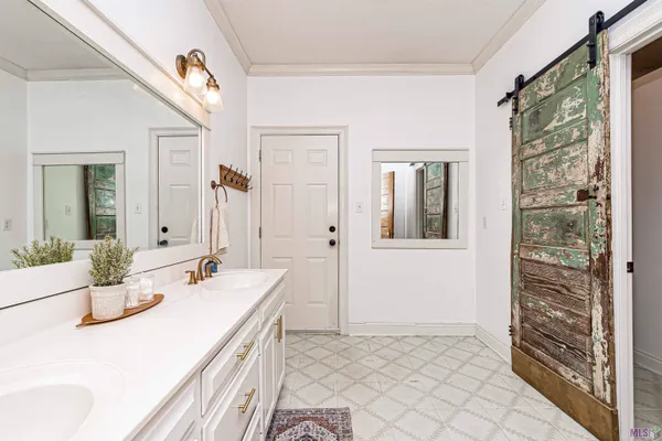 $293,000 | 6094 Beechgrove Lane, St. Francisville, LA 70775