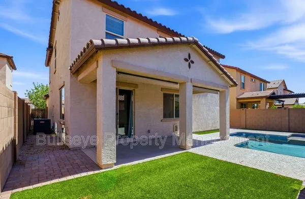 $2,950 | 304 North 78th Place, Mesa, AZ 85207