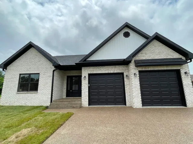 $420,000 | 6021 Glencrest Court, Newburgh, IN 47630