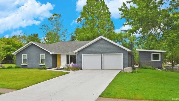 $465,000 | 4817 Williamsburg Drive, Fort Wayne, IN 46804