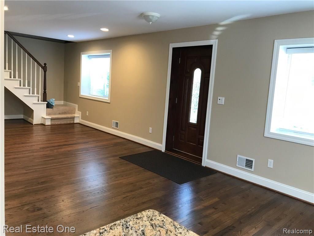 763 Elizabeth Street Rochester, MI 48307 - Photo 13 of 48 liz 13.JPG