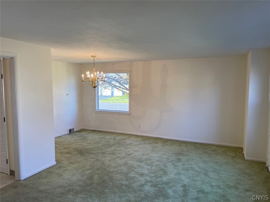 229 Willumae Drive Syracuse, NY 13208 - Photo 14 of 30 Dining/Living Area