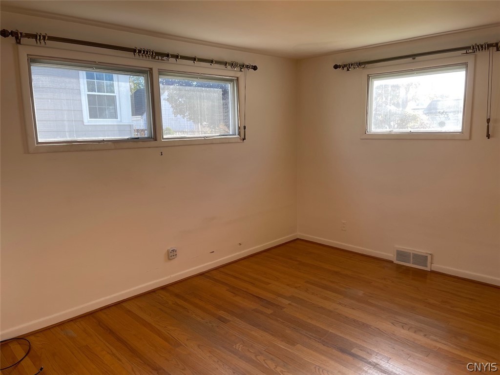 229 Willumae Drive Syracuse, NY 13208 - Photo 20 of 30 Downstairs bedroom #1, formerly used as a den