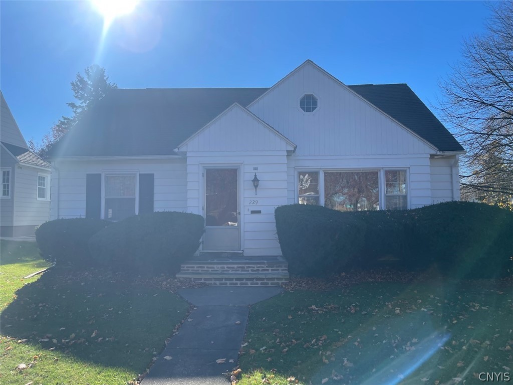 229 Willumae Drive Syracuse, NY 13208 - Photo 2 of 30 Facing the house from Willumae