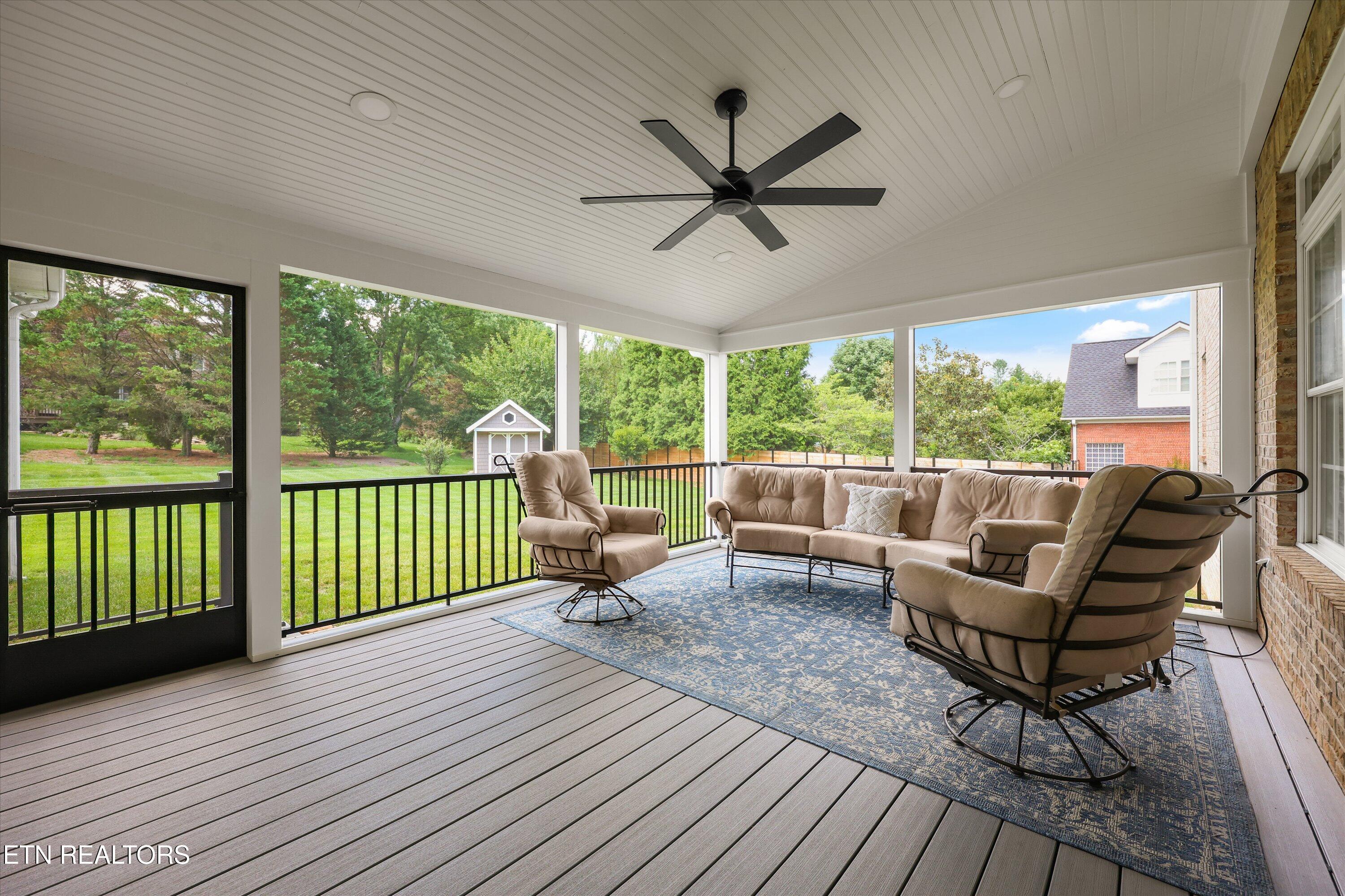 64 Rolling Links Boulevard Oak Ridge, TN 37830 - Photo 33 of 54 Screened Sunroom