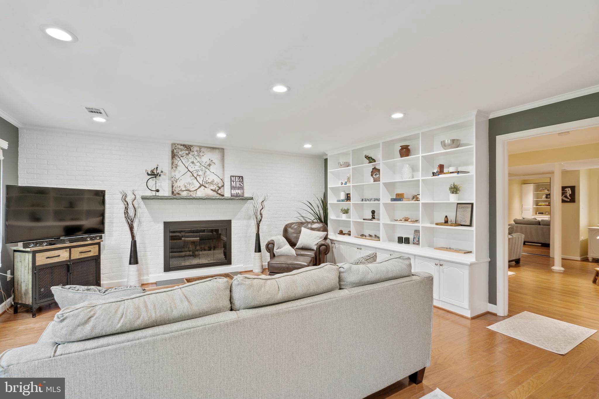 2401 Lakevale Drive Vienna, VA 22181 - Photo 26 of 61