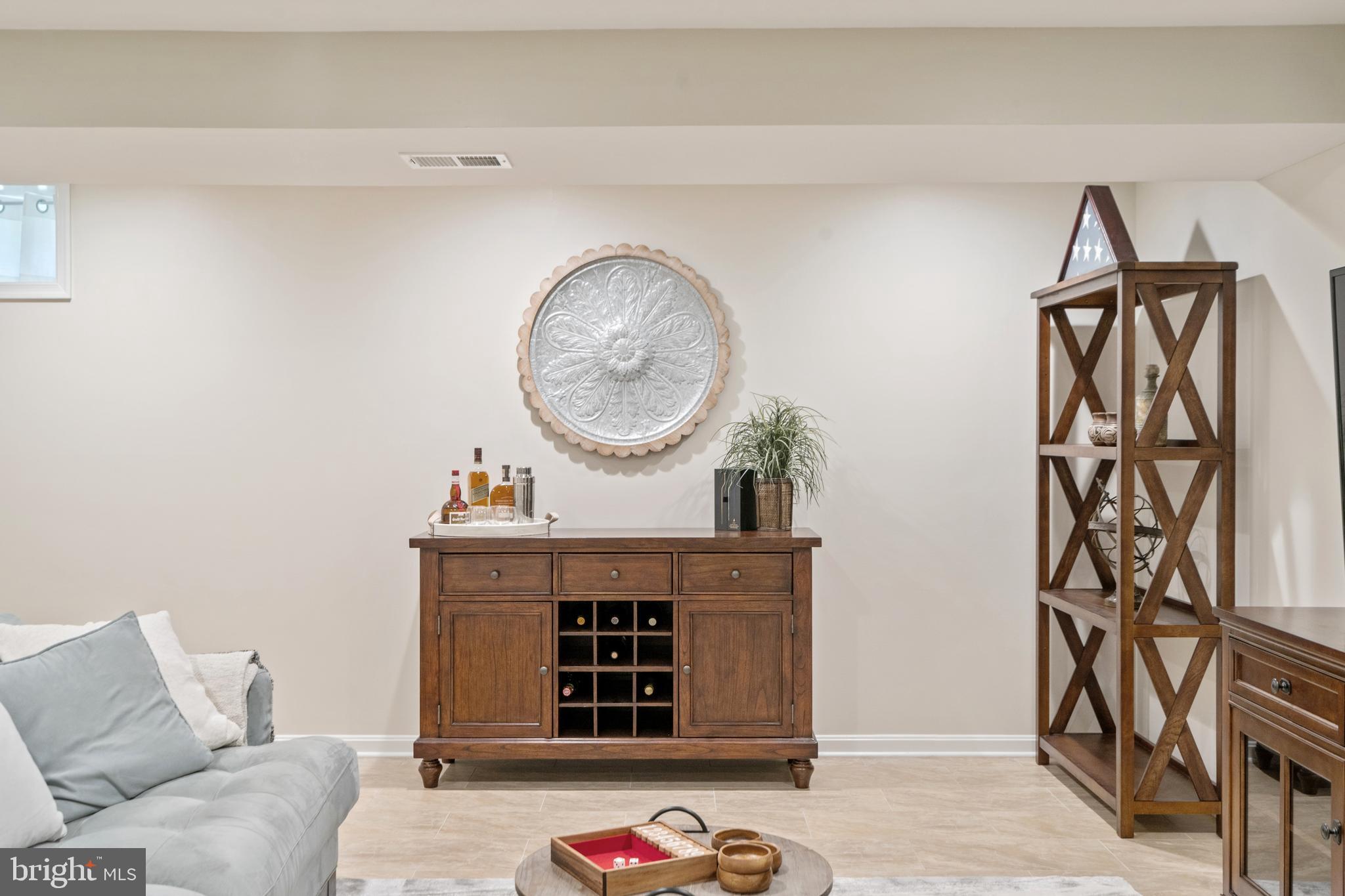 2401 Lakevale Drive Vienna, VA 22181 - Photo 39 of 61