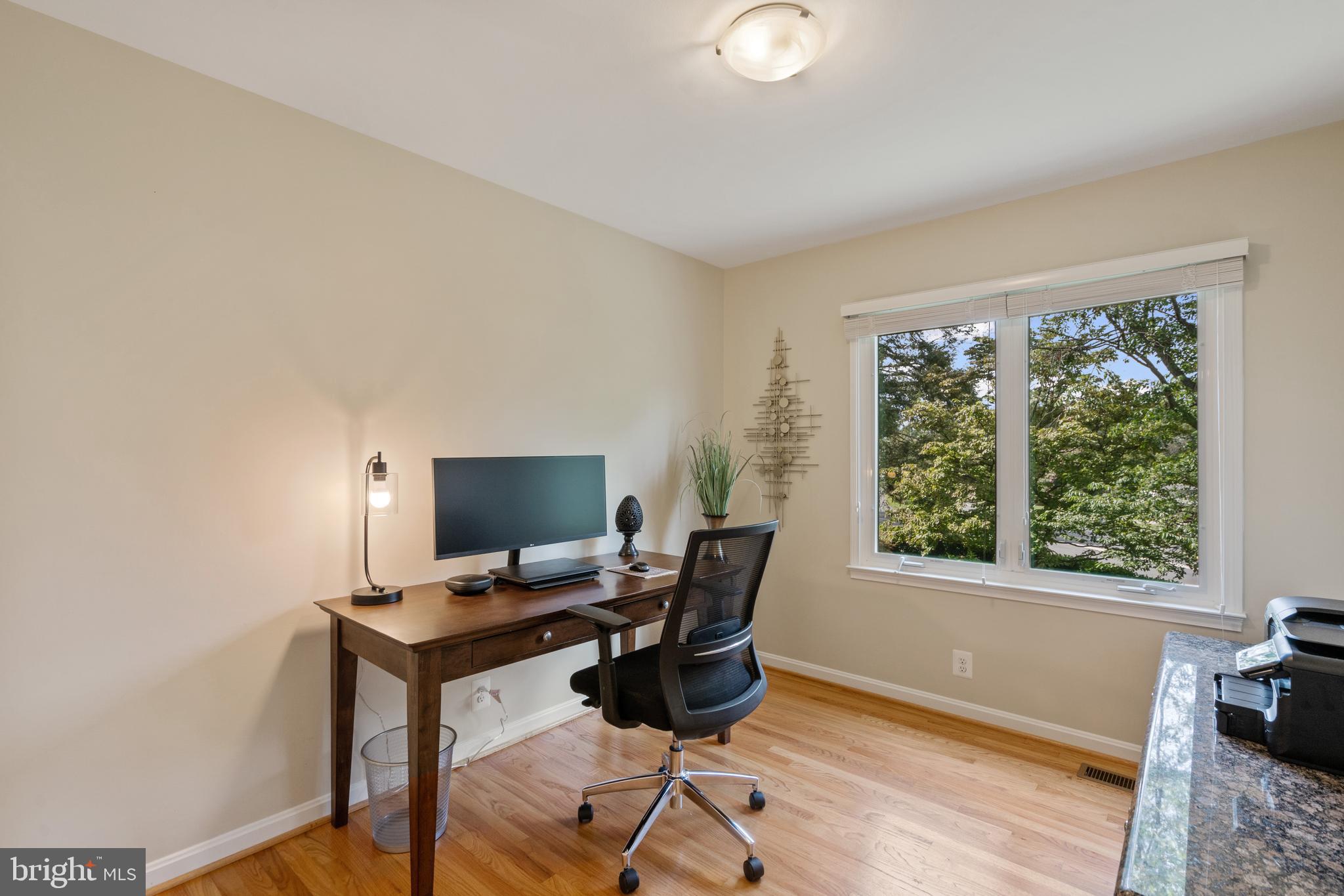 2401 Lakevale Drive Vienna, VA 22181 - Photo 41 of 61