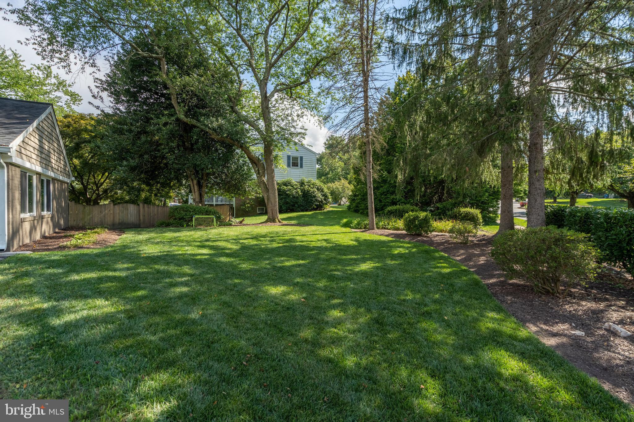 2401 Lakevale Drive Vienna, VA 22181 - Photo 58 of 61