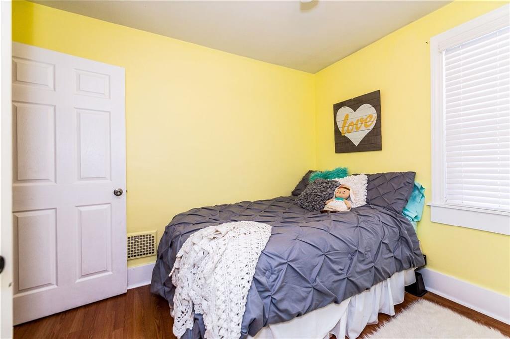 398 Moon Clinton Road Coraopolis, PA 15108 - Photo 14 of 25 Gallery Image 14