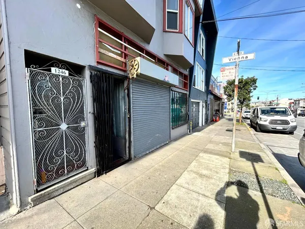 $2,500 | 1244 Geneva Avenue, San Francisco, CA 94112