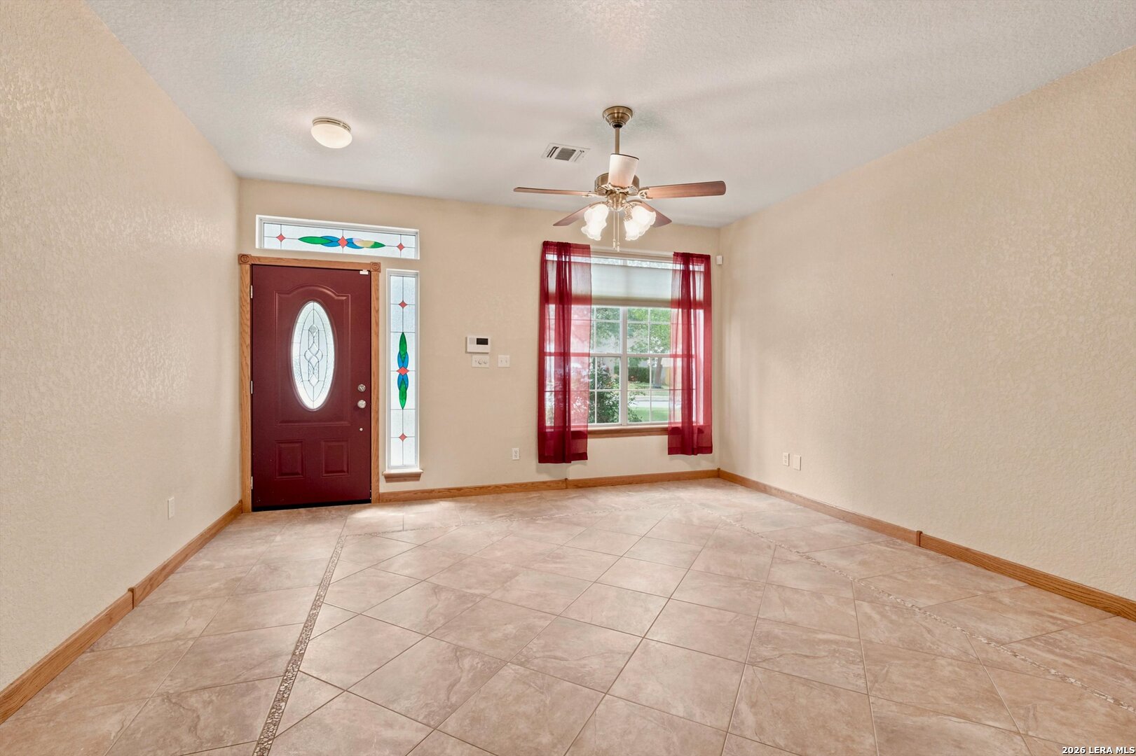 132 Springtree Bend Cibolo, TX 78108 - Photo 9 of 40