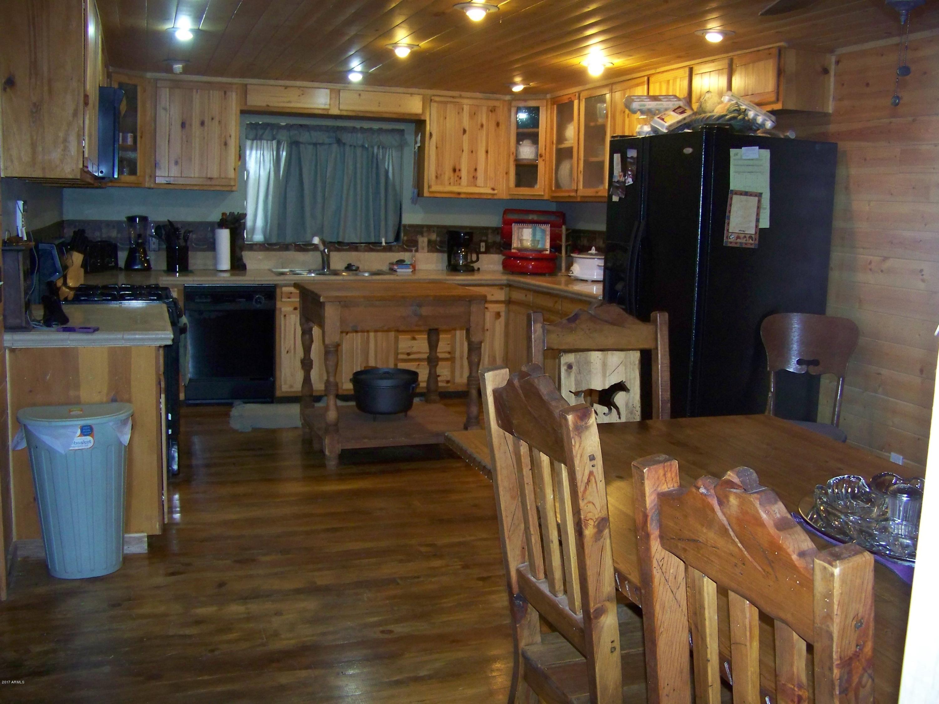 2182 Pulp Mill Road Clay Springs, AZ 85923 - Photo 13 of 29 100_4463