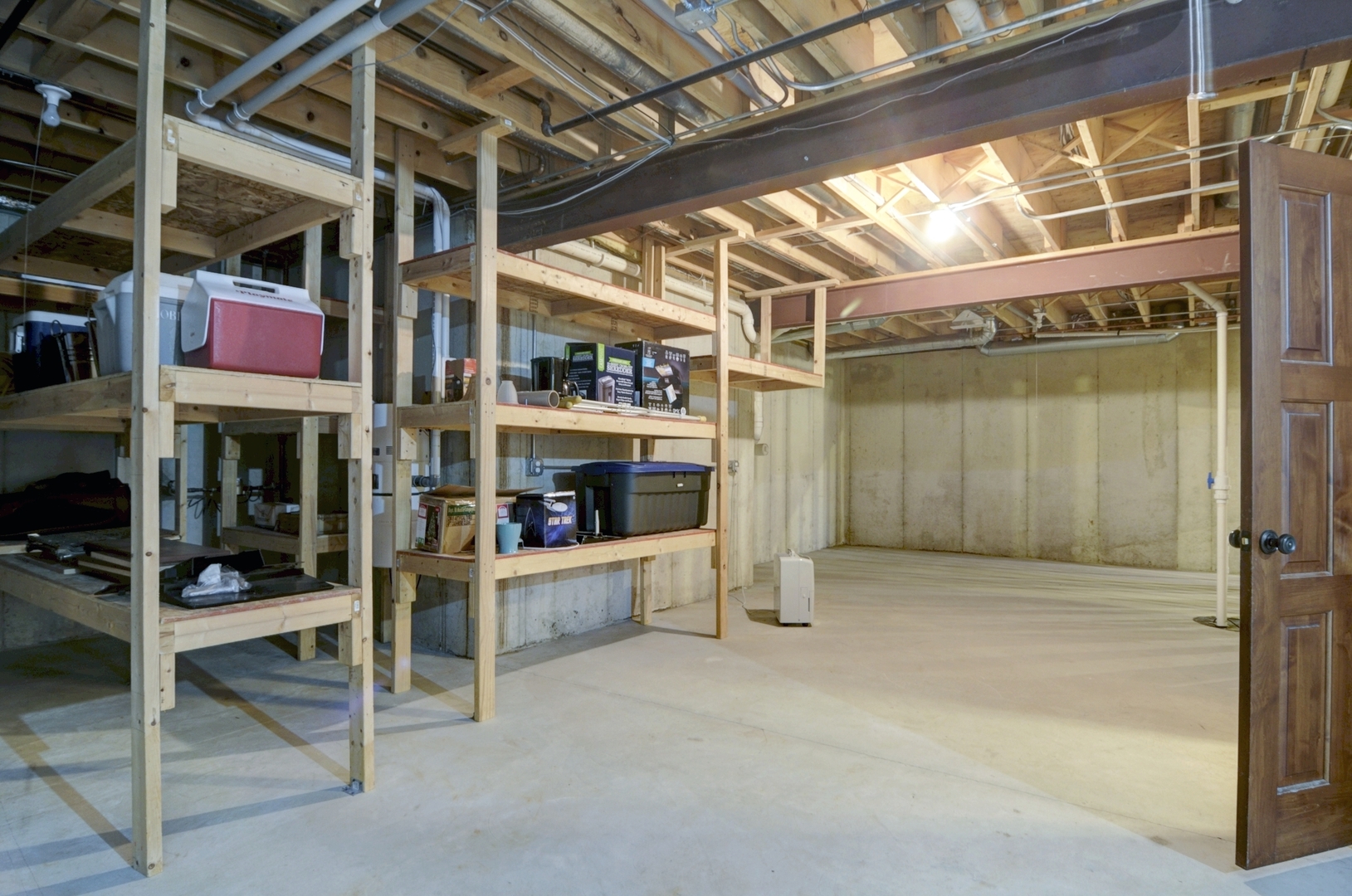 510 Rookery Lane Joliet, IL 60431 - Photo 33 of 40 a view of store room with wooden floor