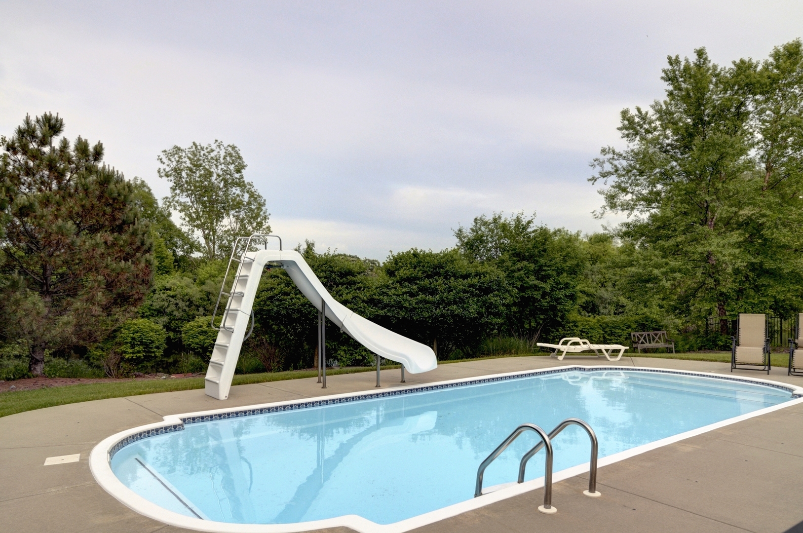 510 Rookery Lane Joliet, IL 60431 - Photo 37 of 40 a view of swimming pool with a yard