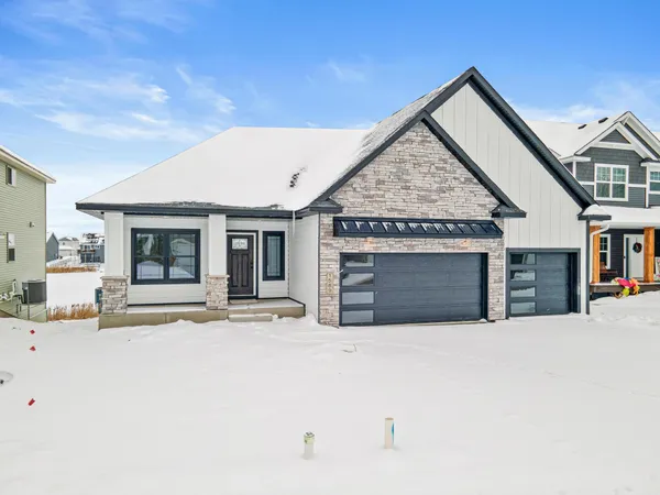 $639,900 | 1589 Spruce Street, Farmington, MN 55024