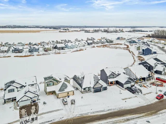 $639,900 | 1589 Spruce Street, Farmington, MN 55024