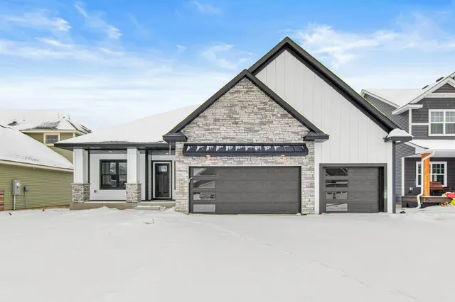 $639,900 | 1589 Spruce Street, Farmington, MN 55024