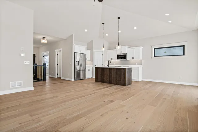 $639,900 | 1589 Spruce Street, Farmington, MN 55024