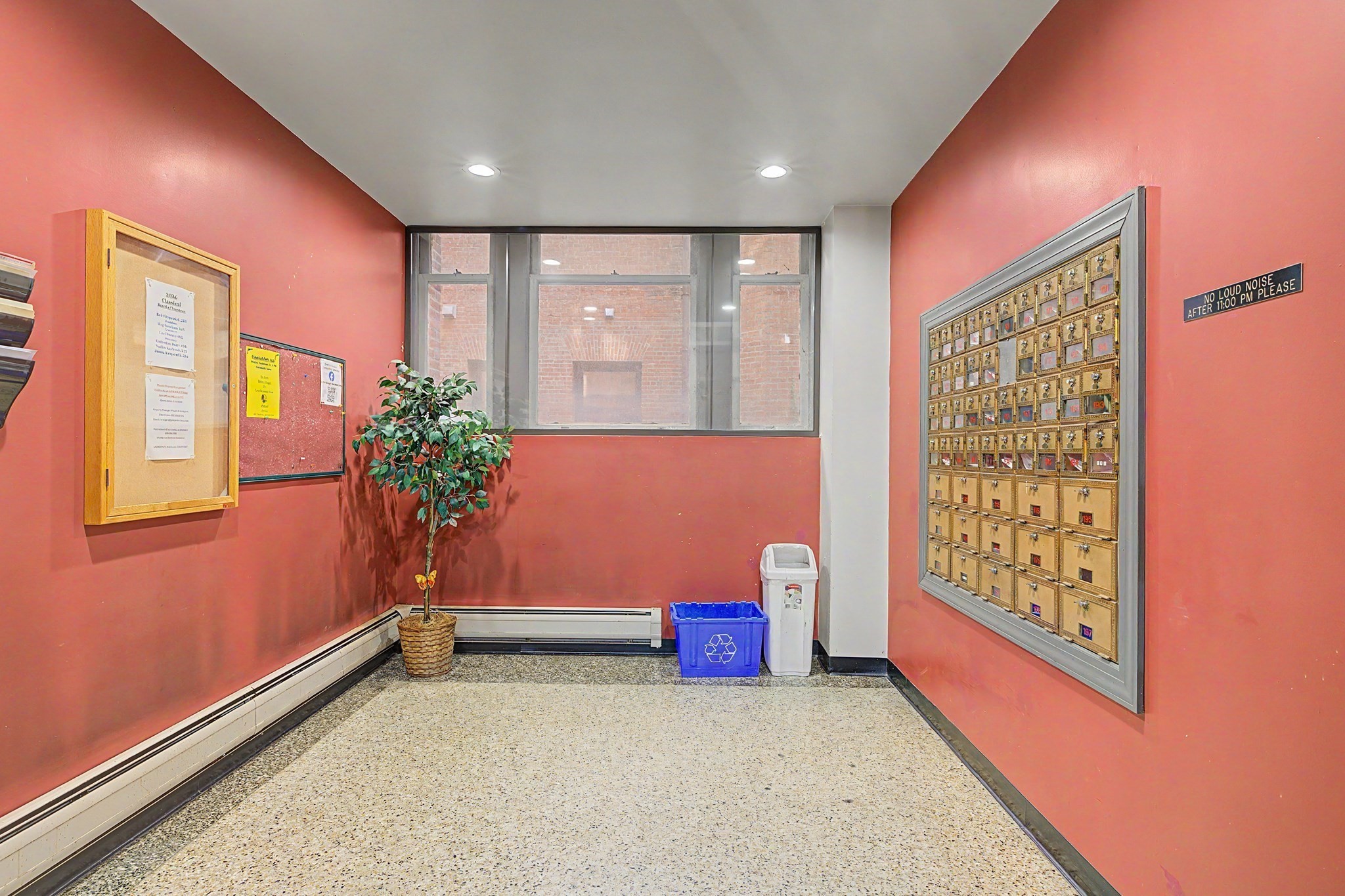 235 State Street, Unit 421 Springfield, MA 01103 - Photo 2 of 28 Gallery Image 2
