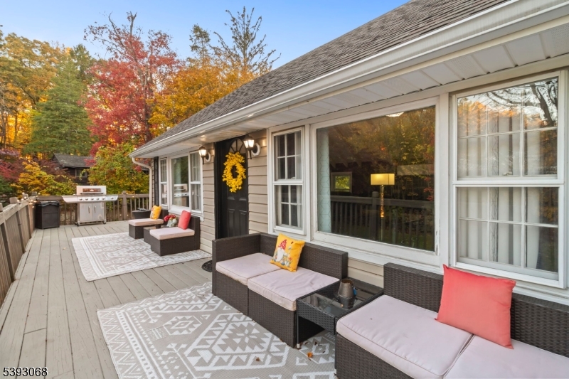 88 Stanhope Sparta Road Sparta, NJ 07871 - Photo 25 of 29 a balcony with furniture and a potted plant